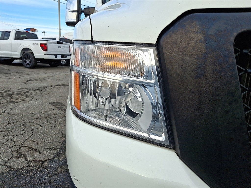 2020 Nissan NV3500 HD Cargo S