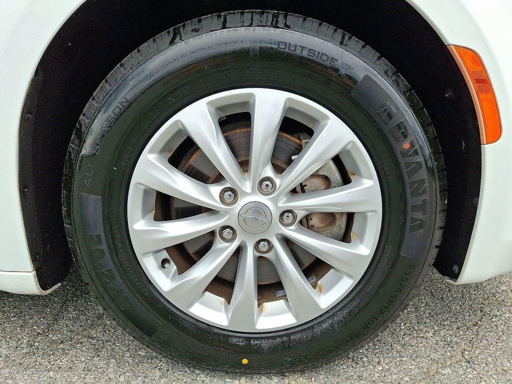 2018 Chrysler Pacifica Touring L Plus