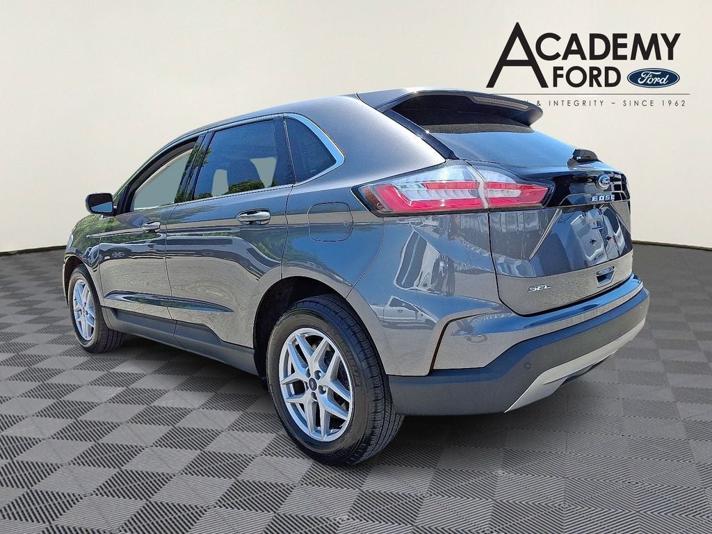 2022 Ford Edge SEL