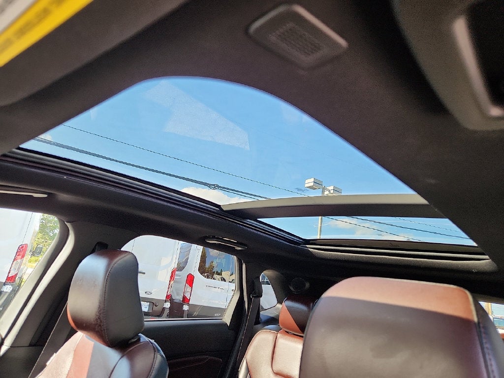 2020 Ford Edge Titanium