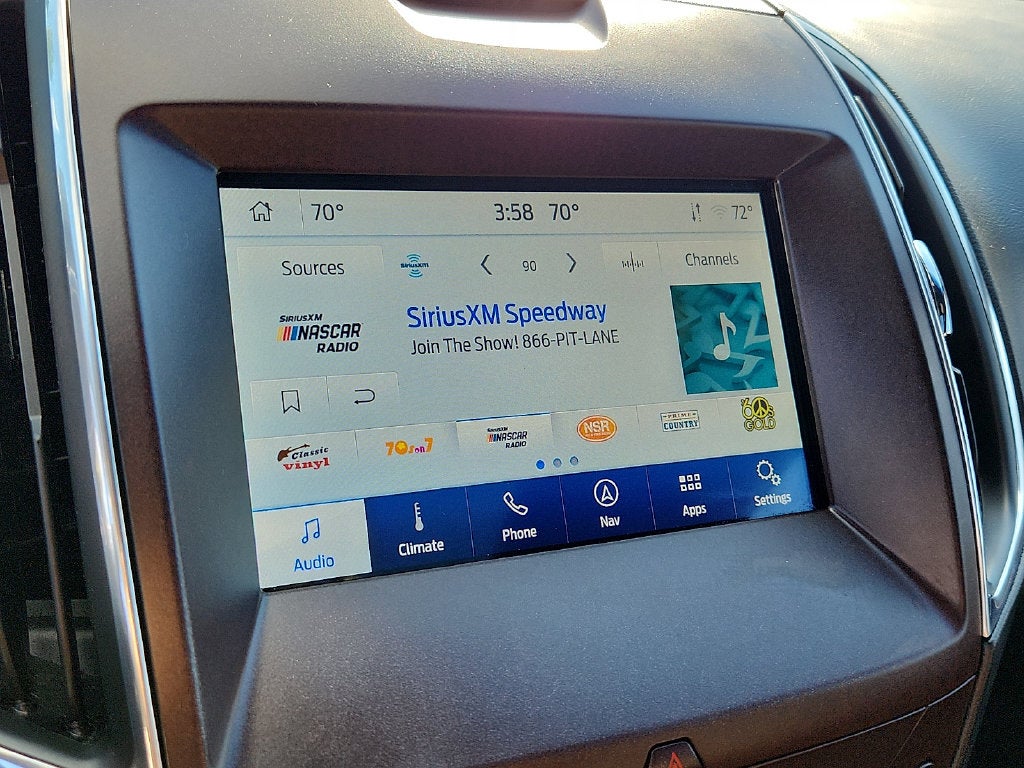 2020 Ford Edge Titanium