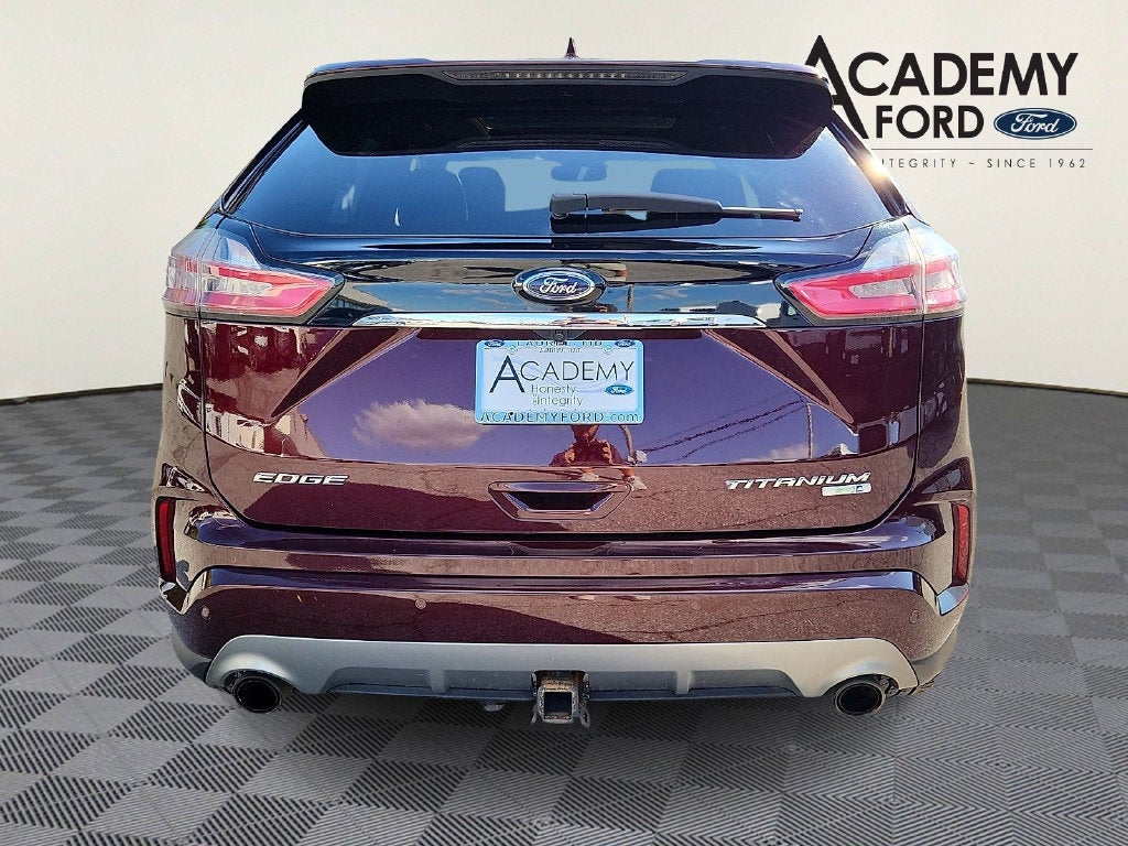 2020 Ford Edge Titanium