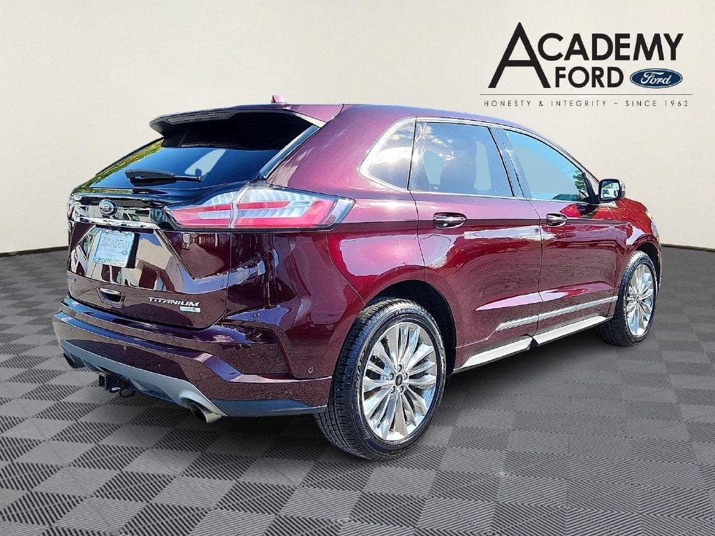 2020 Ford Edge Titanium