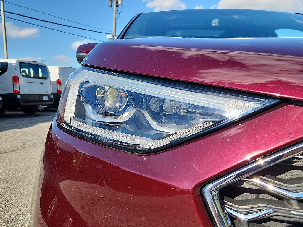 2020 Ford Edge Titanium