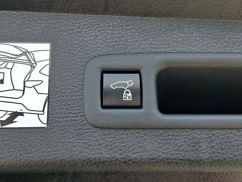 2021 Toyota Sienna XSE 7 Passenger