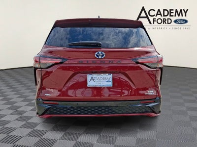 2021 Toyota Sienna XSE 7 Passenger