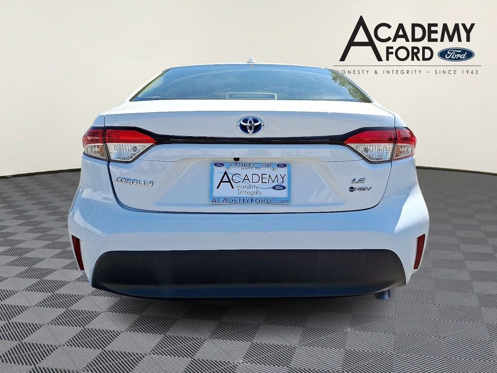 2025 Toyota Corolla Hybrid LE