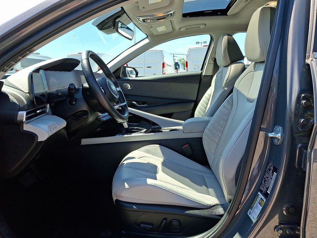 2024 Hyundai Elantra Limited