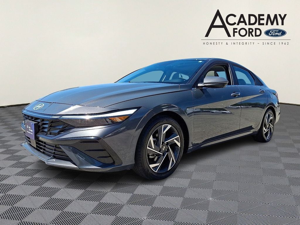 2024 Hyundai Elantra Limited