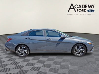 2024 Hyundai Elantra Limited